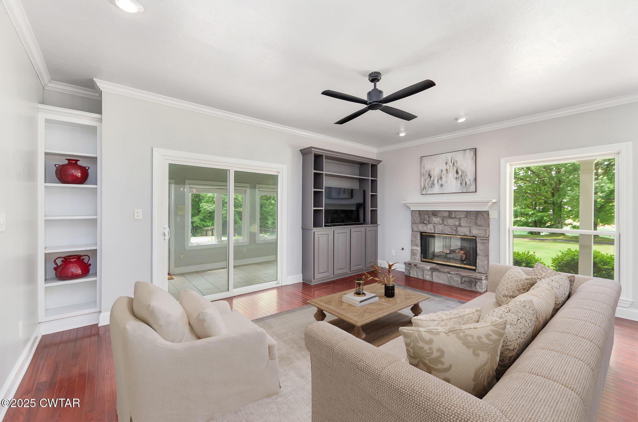 Humboldt, Tennessee, 38343, United States, 4 Bedrooms Bedrooms, ,5 BathroomsBathrooms,Residential,For Sale,1818356