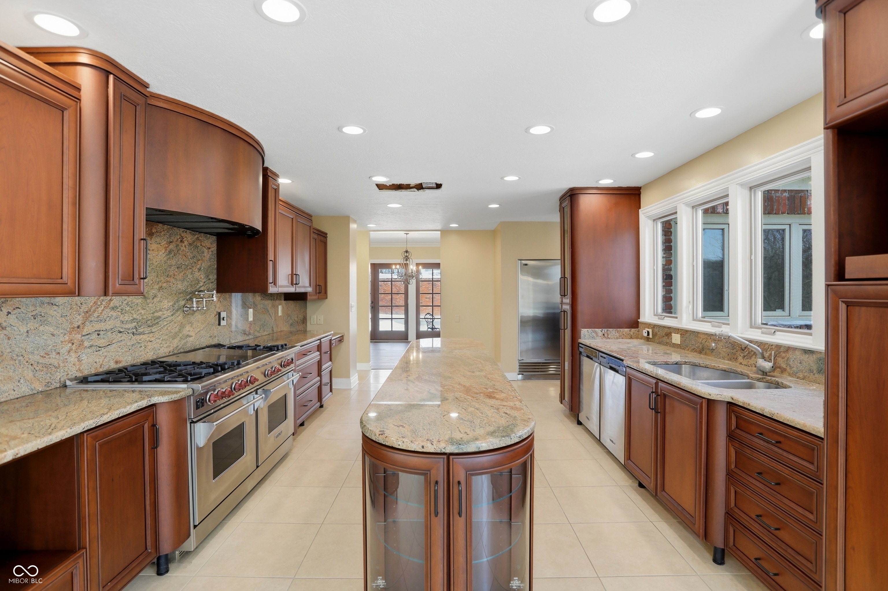 Indianapolis, Indiana, 46256, United States, 6 Bedrooms Bedrooms, ,10 BathroomsBathrooms,Residential,For Sale,2016946