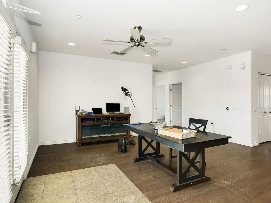 Menifee, California, 92596, United States, 4 Bedrooms Bedrooms, ,2 BathroomsBathrooms,Residential,For Sale,1989483