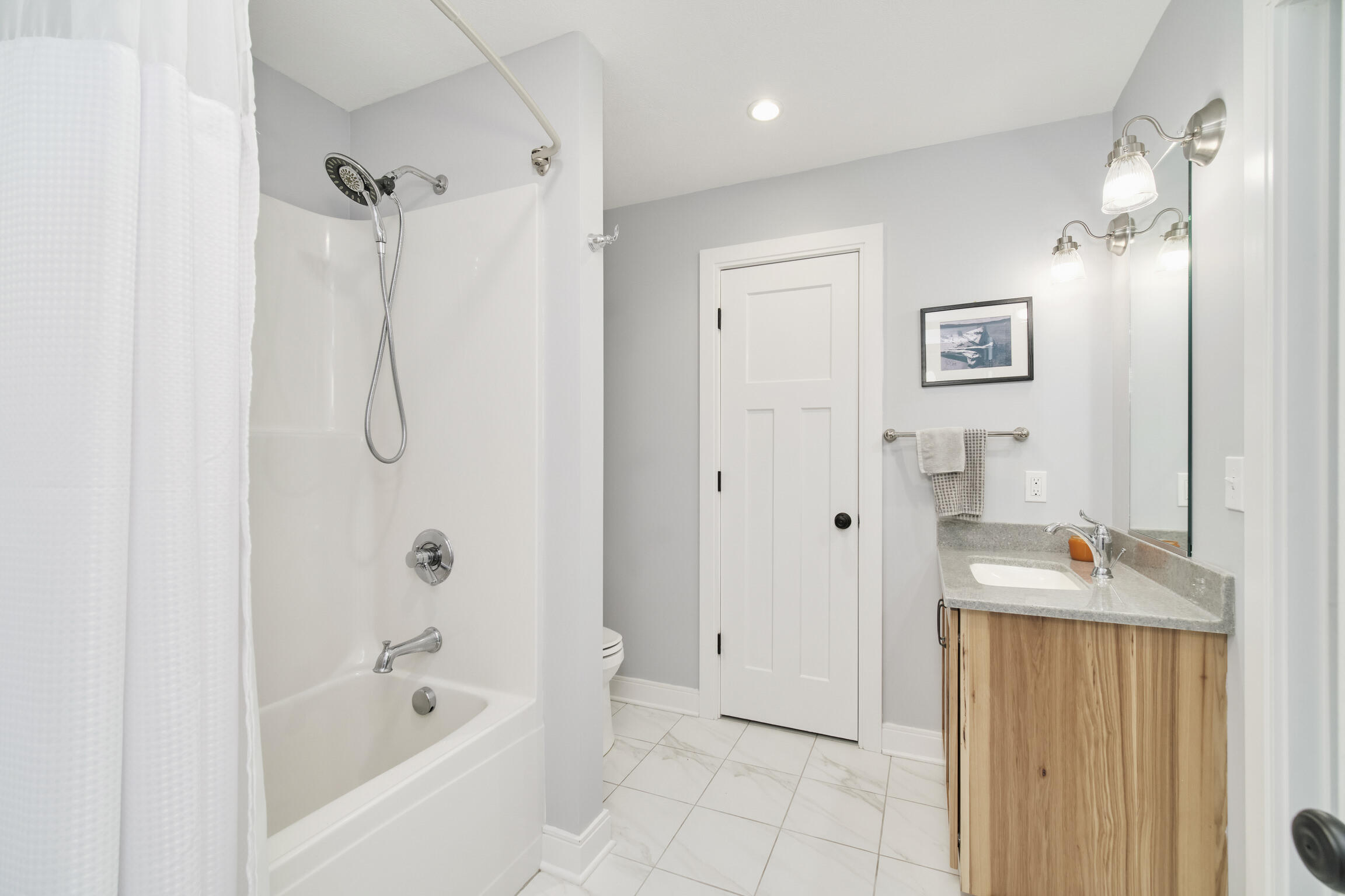Manistee, Michigan, 49660, United States, 3 Bedrooms Bedrooms, ,2 BathroomsBathrooms,Residential,For Sale,2049083