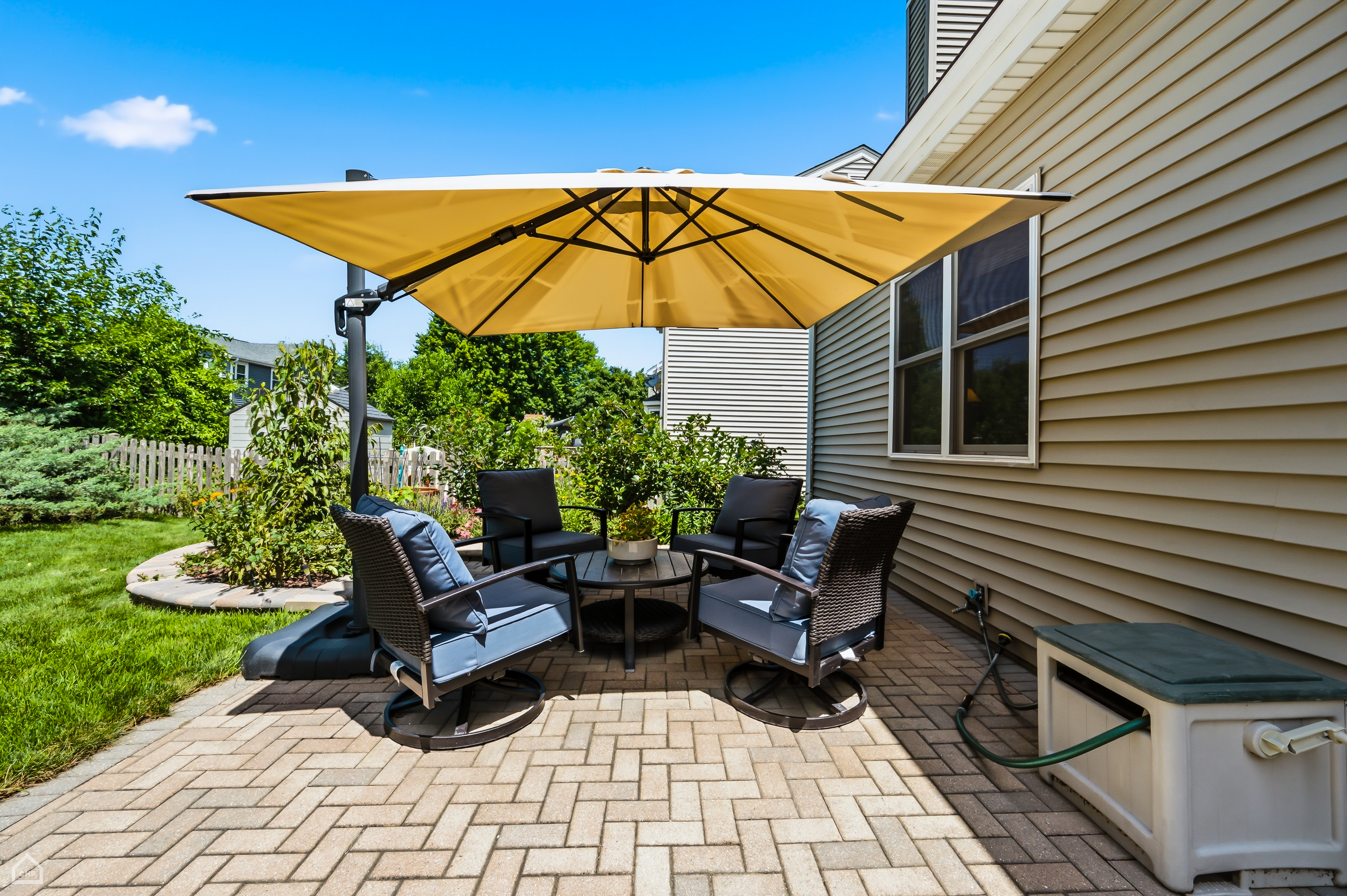  The Perfect Blend of Comfort, Functionality, and Curb Appeal - 物件實景