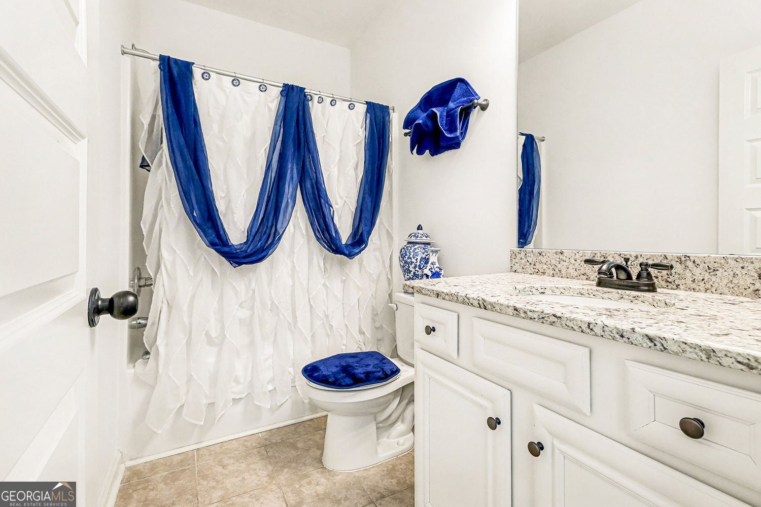 McDonough, Georgia, 30252, United States, 4 Bedrooms Bedrooms, ,5 BathroomsBathrooms,Residential,For Sale,2006610