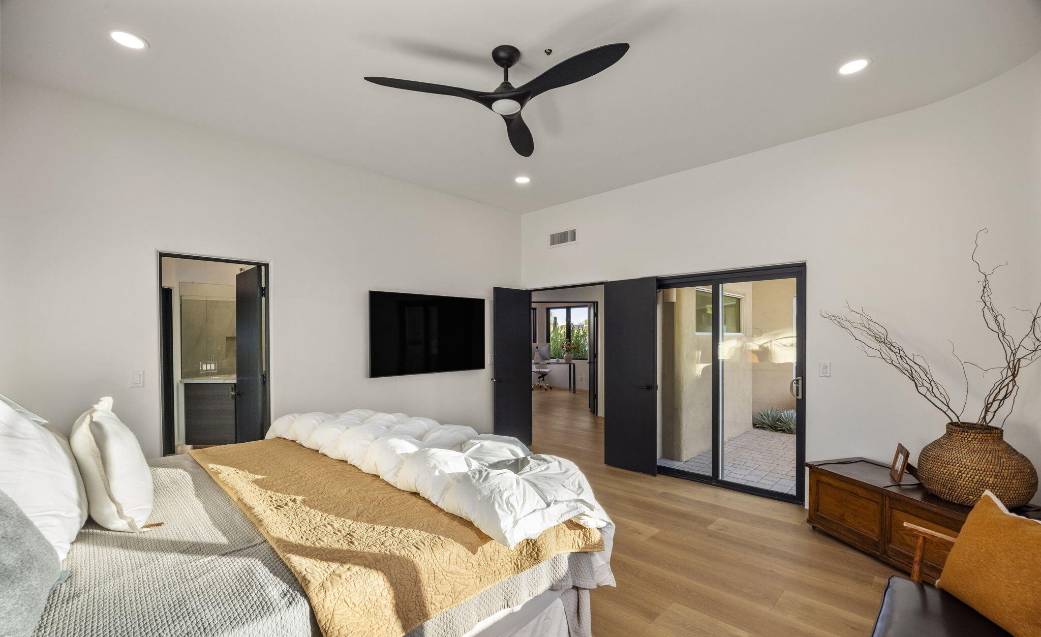  10046 E Hidden Valley Rd  Scottsdale, AZ - 物件實景