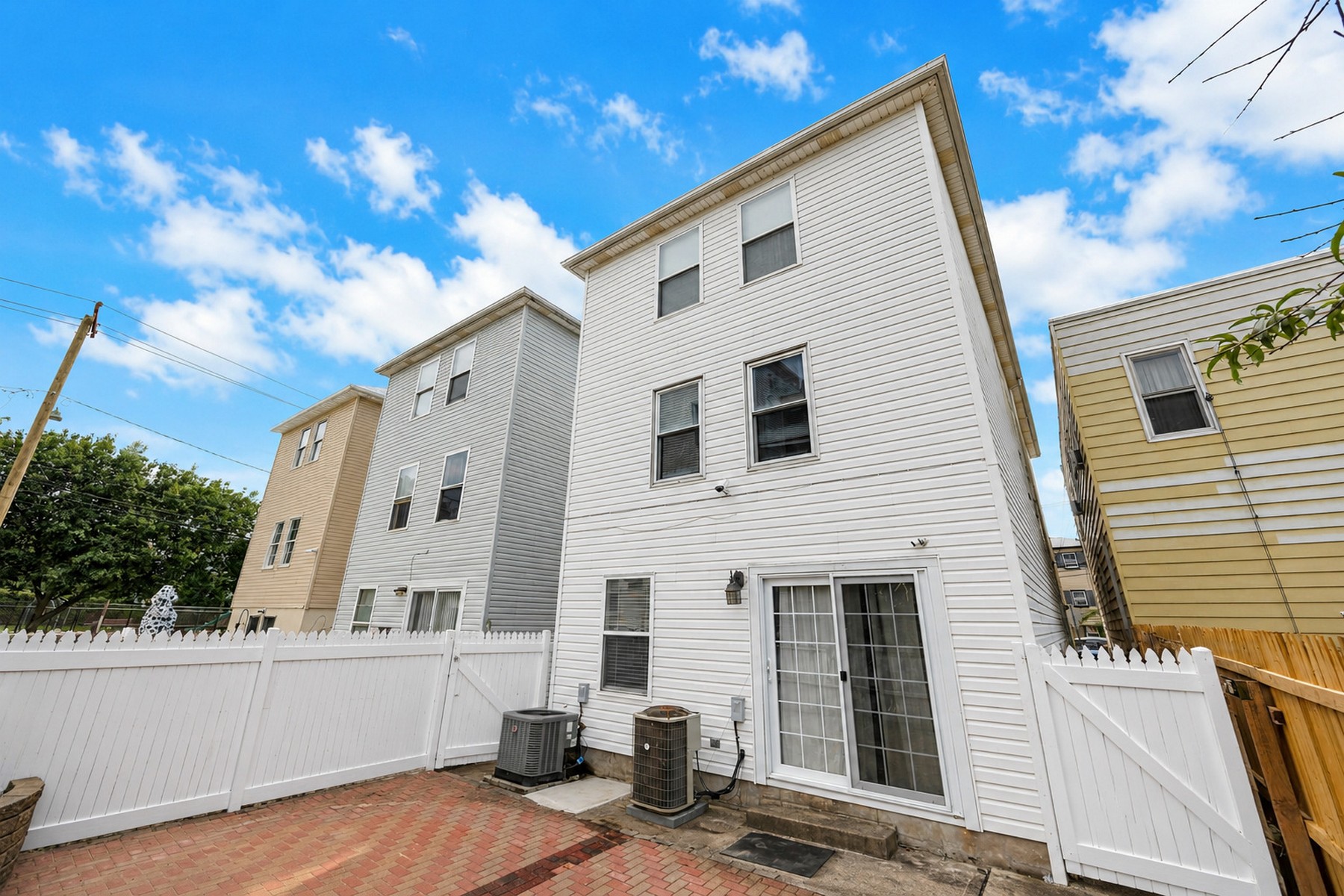  149 Hobart Avenue, Bayonne, NJ 07002 - 物件實景