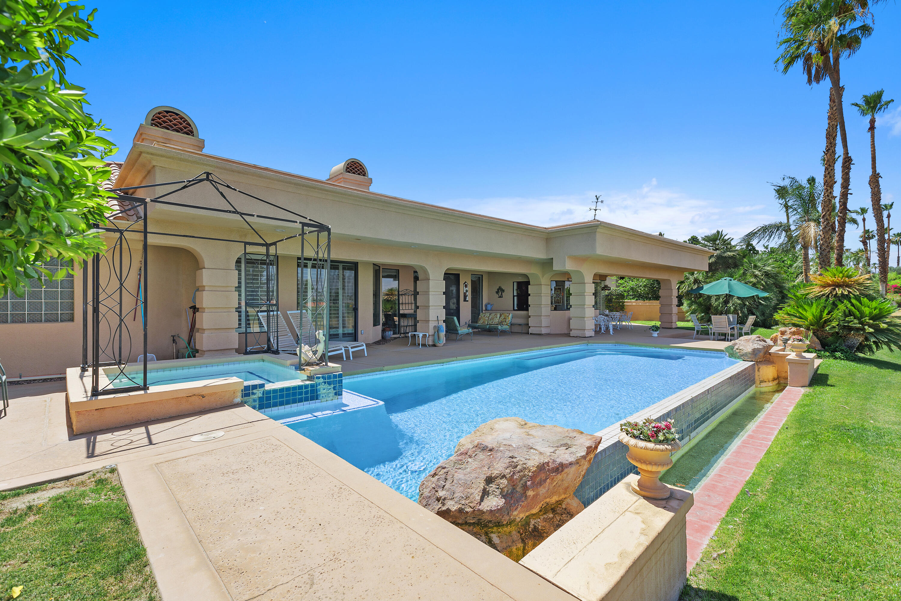 Palm Desert, California, 92211, United States, 4 Bedrooms Bedrooms, ,5 BathroomsBathrooms,Residential,For Sale,1857873