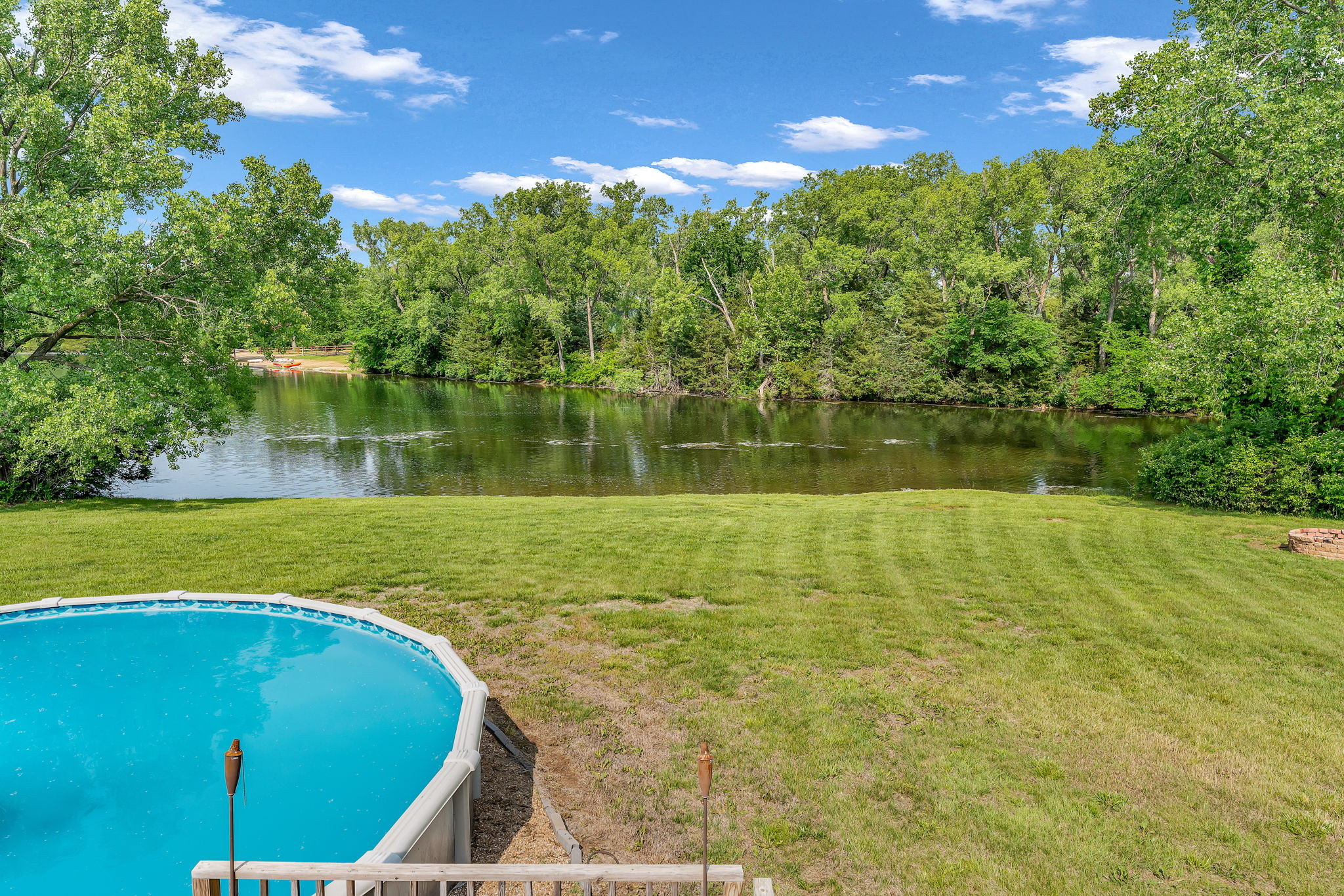 Topeka, Kansas, 66615, United States, 4 Bedrooms Bedrooms, ,8 BathroomsBathrooms,Residential,For Sale,1848877