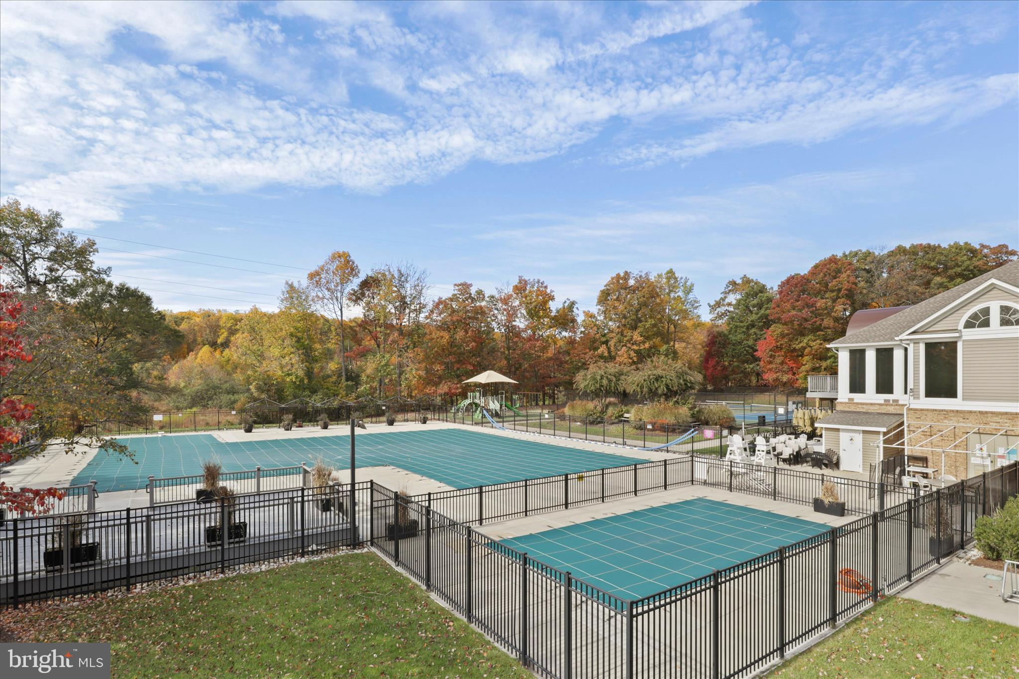 Alexandria, Virginia, 22315, United States, 4 Bedrooms Bedrooms, ,4 BathroomsBathrooms,Residential,For Sale,2048951