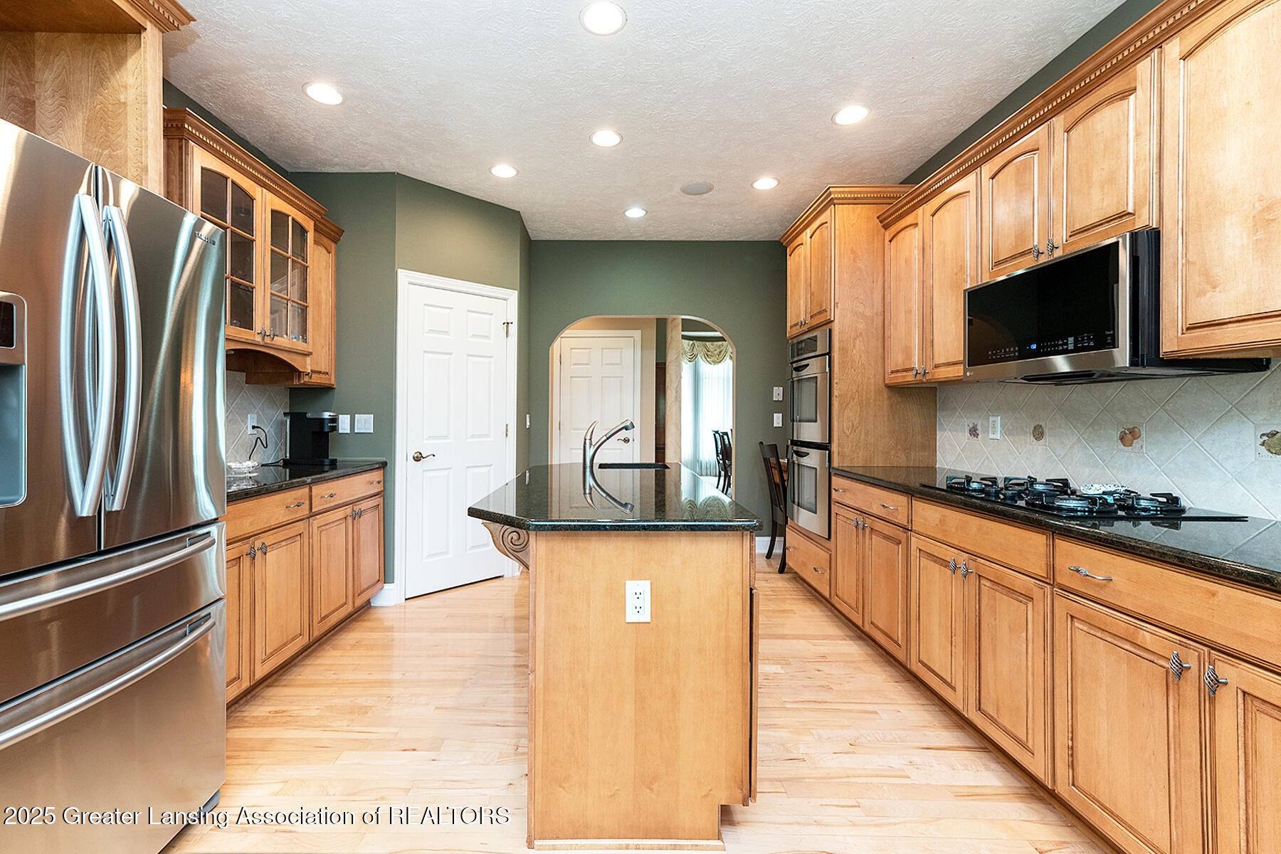 Williamston, Michigan, 48895, United States, 4 Bedrooms Bedrooms, ,4 BathroomsBathrooms,Residential,For Sale,1877487