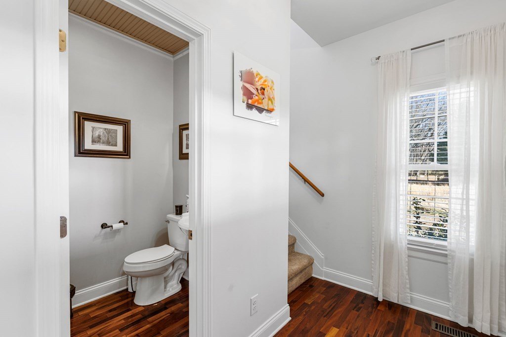 Hayesville, North Carolina, 28904, United States, 3 Bedrooms Bedrooms, ,3 BathroomsBathrooms,Residential,For Sale,2005507