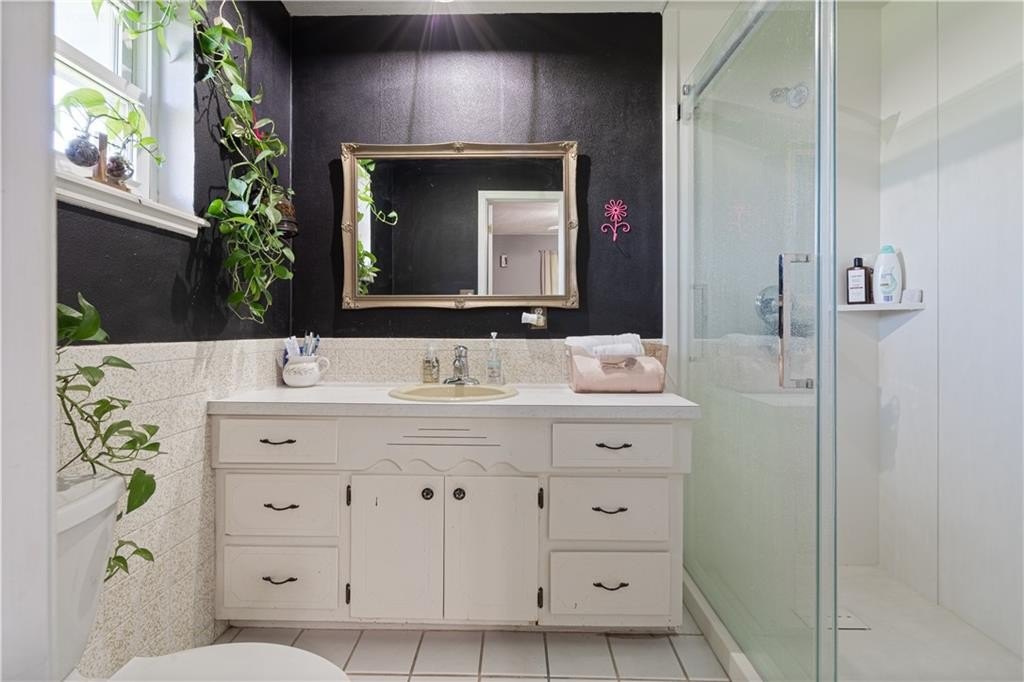 Siloam Springs, Arkansas, 72761, United States, 3 Bedrooms Bedrooms, ,4 BathroomsBathrooms,Residential,For Sale,1981853