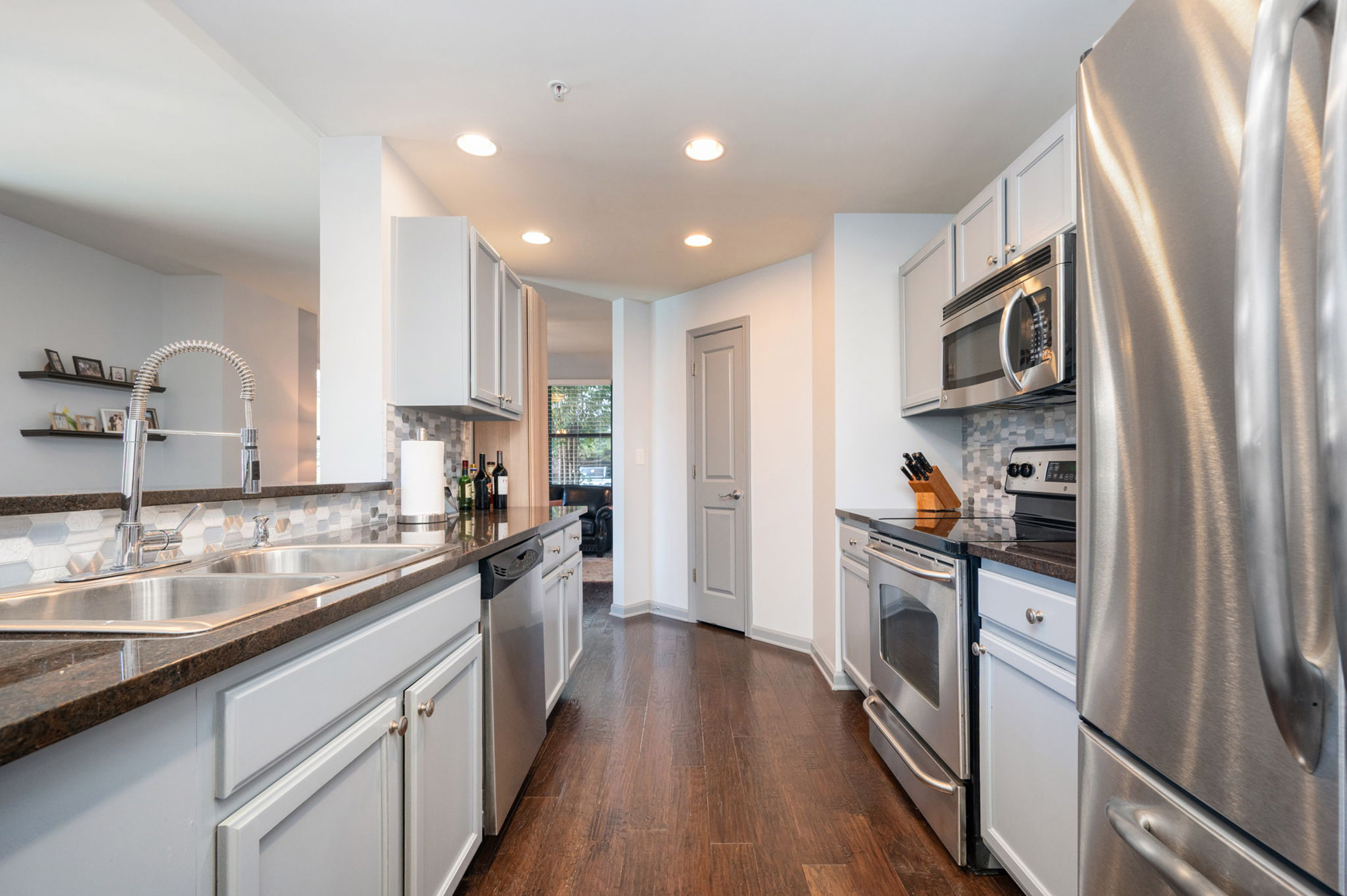  Sophisticated City Living Meets Comfort and Convenience in the Heart of Buckhead - 物件實景