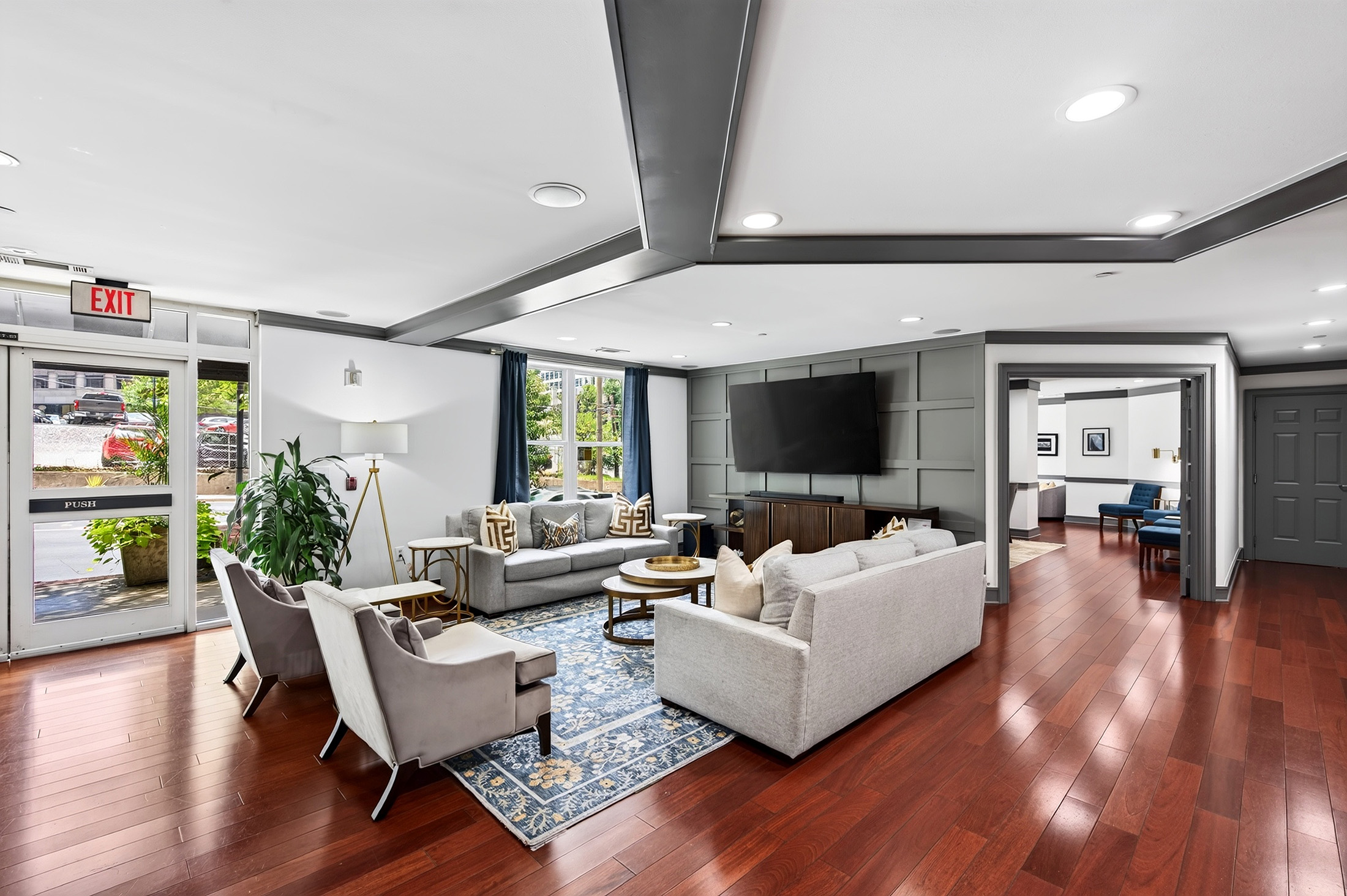  Beautifully Renovated Condo in Unbeatable Midtown Location - 物件實景
