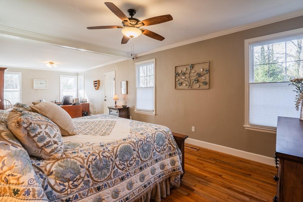 DALTON, Georgia, 30720, United States, 4 Bedrooms Bedrooms, ,3 BathroomsBathrooms,Residential,For Sale,1695923