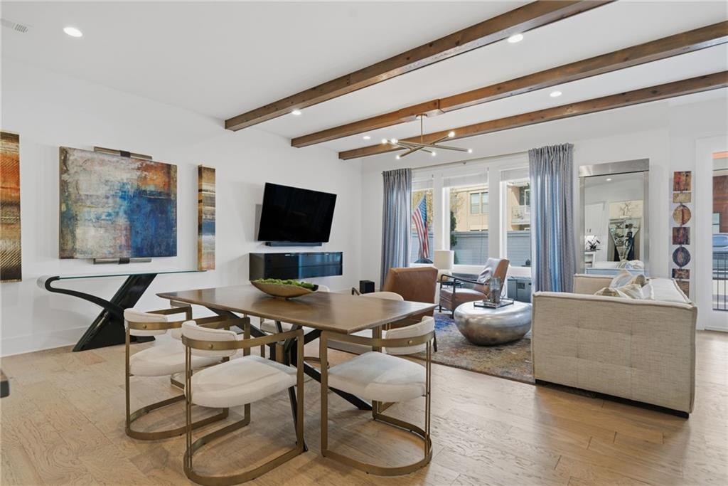 Alpharetta, Georgia, 30005, United States, 3 Bedrooms Bedrooms, ,4 BathroomsBathrooms,Residential,For Sale,1975008