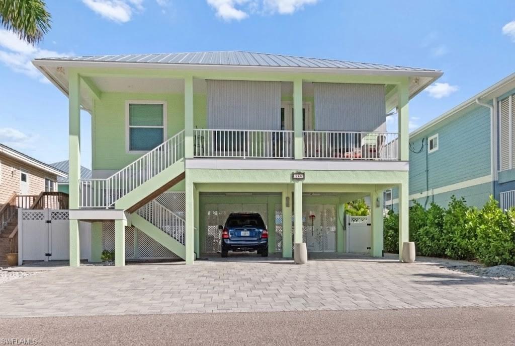 FORT MYERS BEACH, Florida, 33931, United States, 3 Bedrooms Bedrooms, ,2 BathroomsBathrooms,Residential,For Sale,2005402