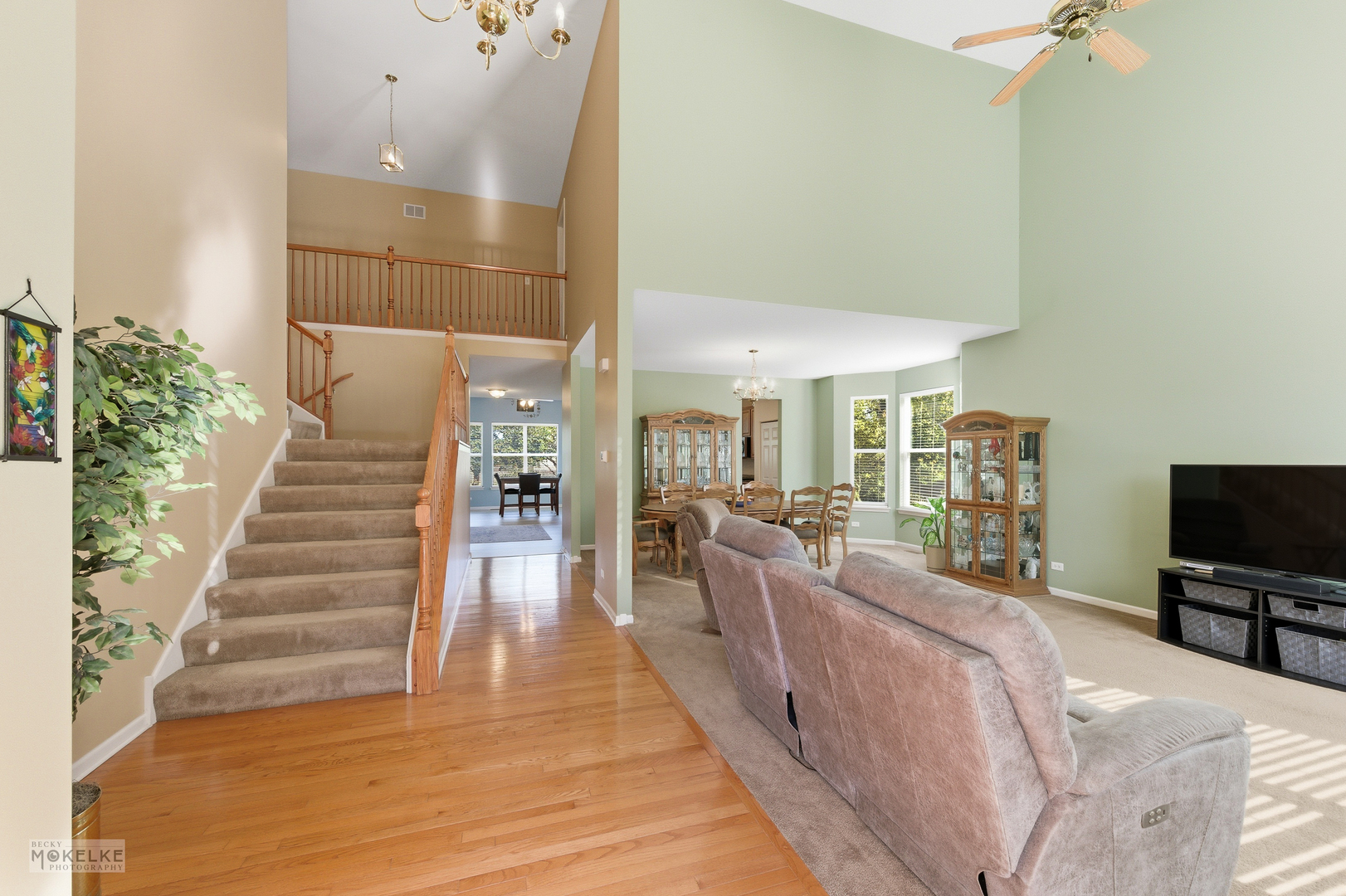 Oswego, Illinois, 60543, United States, 4 Bedrooms Bedrooms, ,3 BathroomsBathrooms,Residential,For Sale,1960822