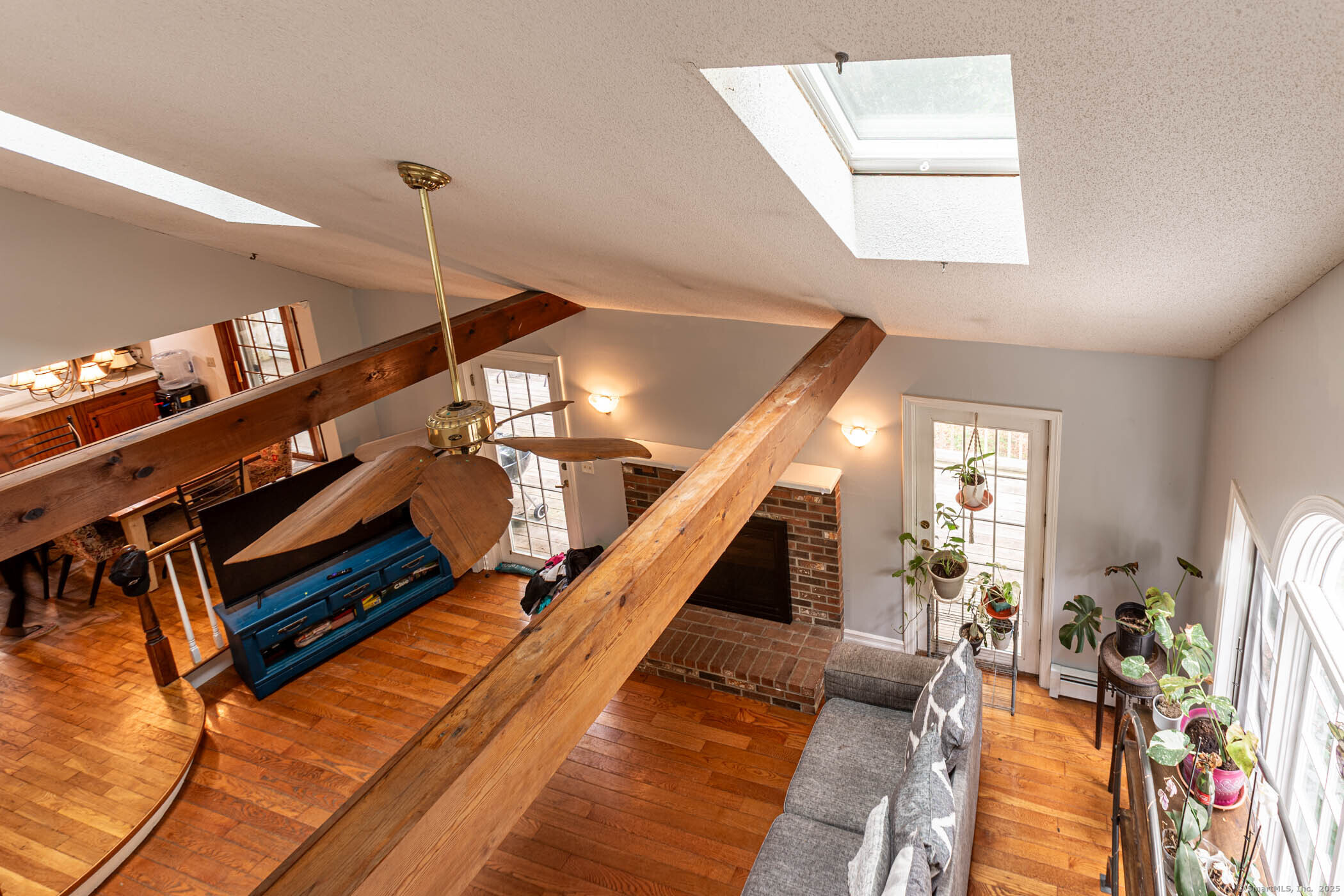 Willington, Connecticut, 06279, United States, 4 Bedrooms Bedrooms, ,3 BathroomsBathrooms,Residential,For Sale,1939057