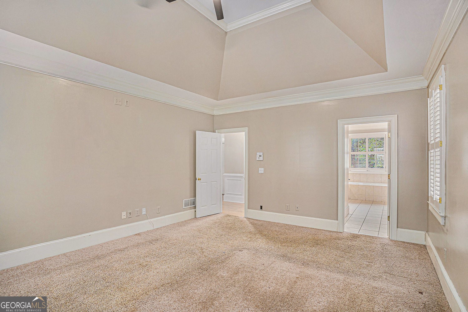 Covington, Georgia, 30014, United States, 5 Bedrooms Bedrooms, ,5 BathroomsBathrooms,Residential,For Sale,1953345