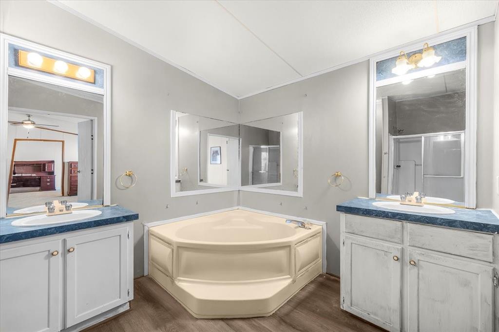 Santo, Texas, 76472, United States, 4 Bedrooms Bedrooms, ,2 BathroomsBathrooms,Residential,For Sale,2001461