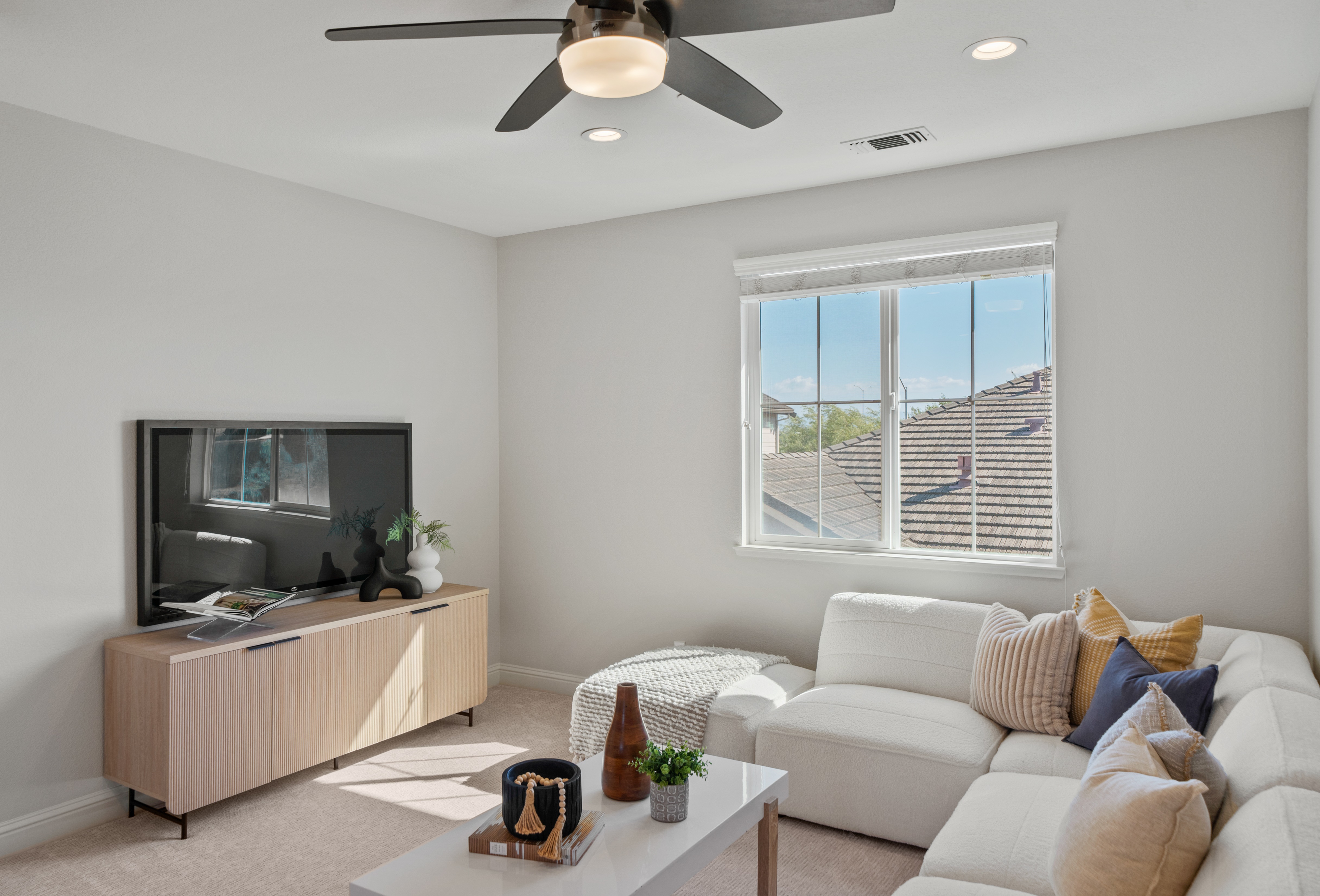  A Beautifully Appointed Patterson Ranch Home Offering Effortless Modern Living - 物件實景