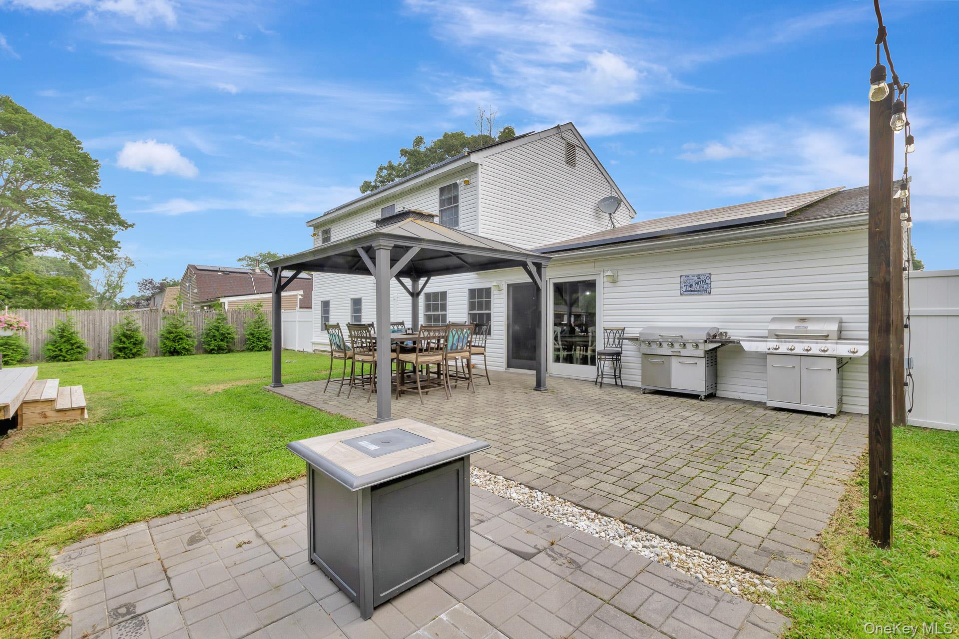 Medford, New York, 11763, United States, 5 Bedrooms Bedrooms, ,3 BathroomsBathrooms,Residential,For Sale,1911406