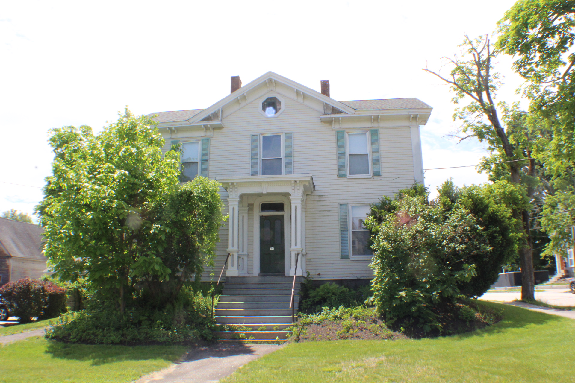 Concord, New Hampshire, 03301, United States, 7 Bedrooms Bedrooms, ,3 BathroomsBathrooms,Residential,For Sale,2048587