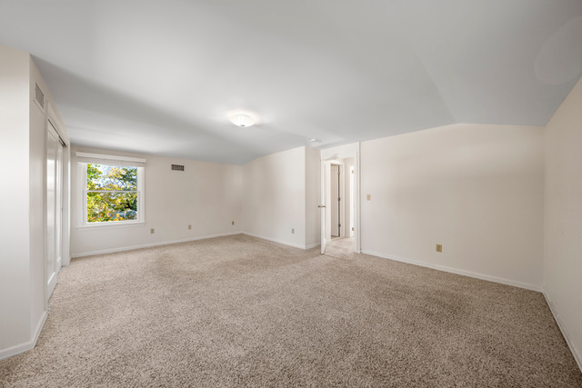 Fair Lawn, New Jersey, 07410, United States, 4 Bedrooms Bedrooms, ,2 BathroomsBathrooms,Residential,For Sale,1992454