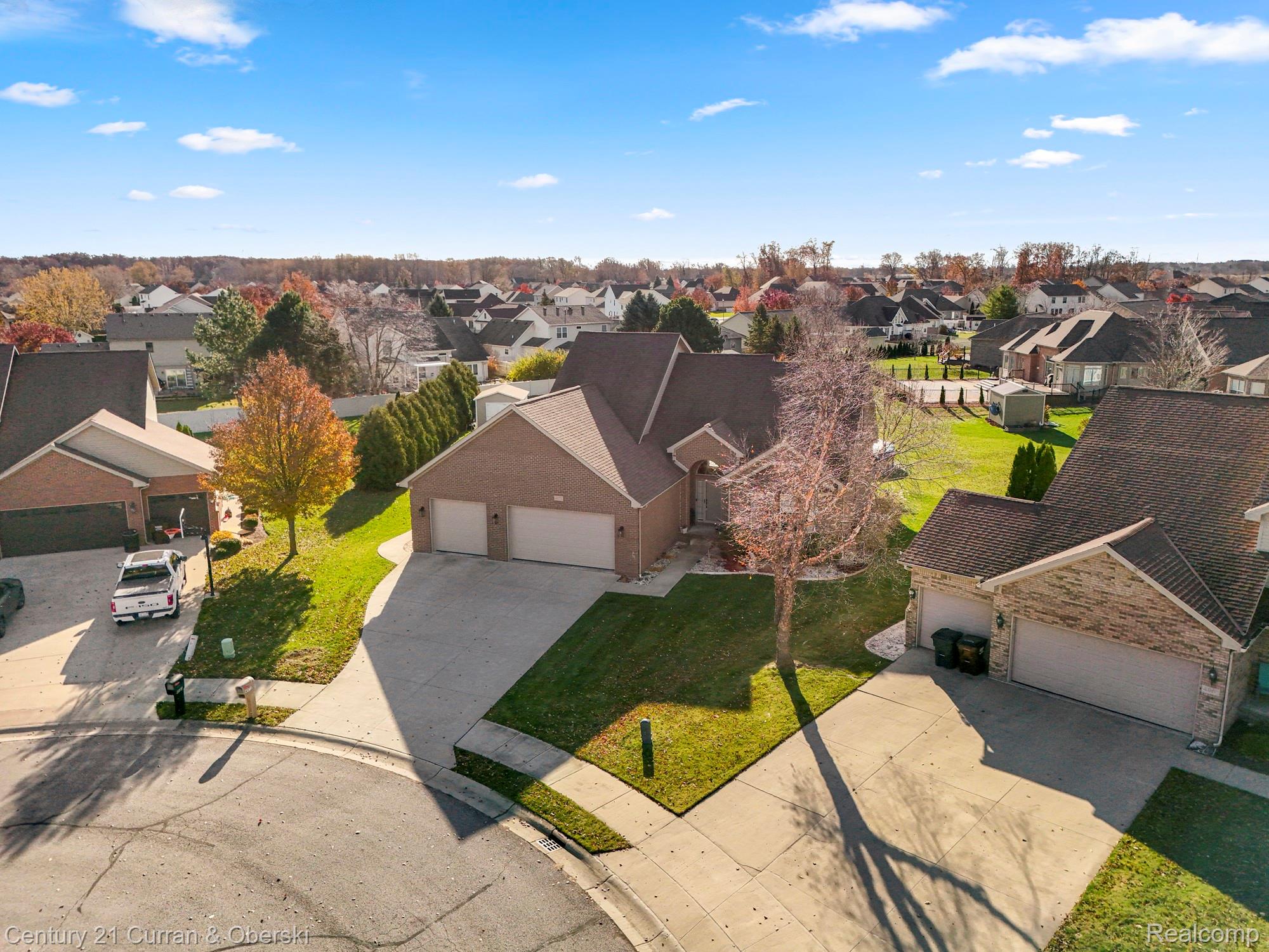 Monroe, Michigan, 48161, United States, 4 Bedrooms Bedrooms, ,3 BathroomsBathrooms,Residential,For Sale,2009653