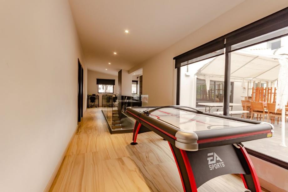Capulines, Atizapán de Zaragoza, Estado de México, 52938, Mexico, 4 Bedrooms Bedrooms, ,5 BathroomsBathrooms,Residential,For Sale,Capulines,1443730