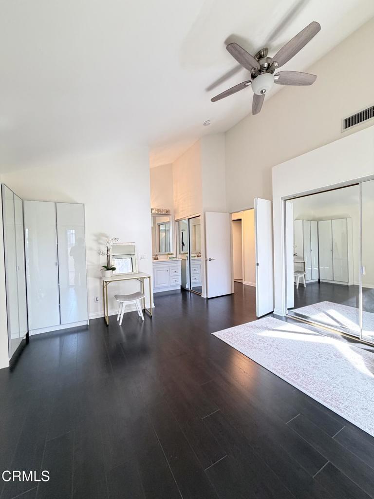 Winnetka, California, 91306, United States, 2 Bedrooms Bedrooms, ,2 BathroomsBathrooms,Residential,For Sale,1987594