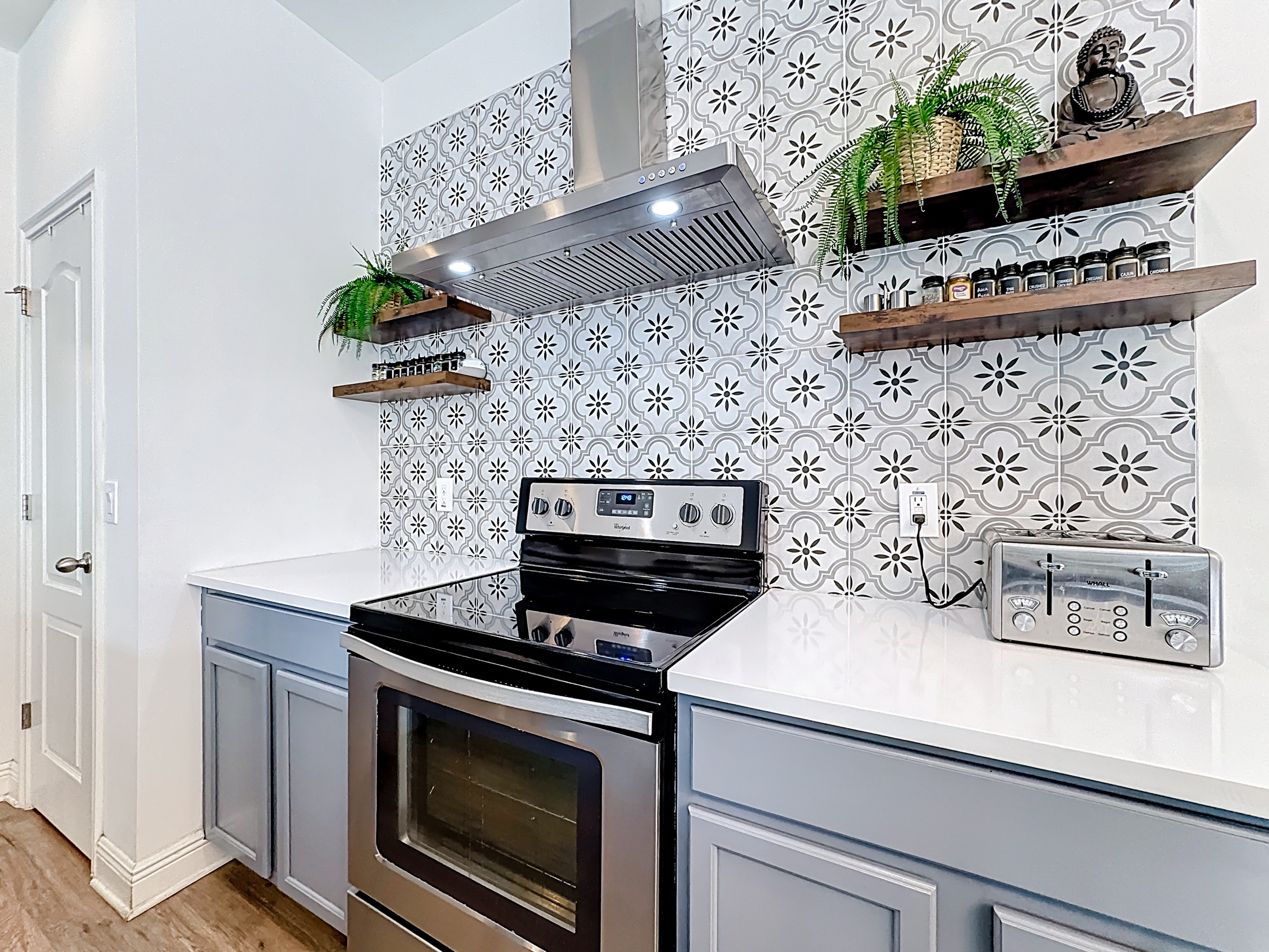 Winter Garden, Florida, 34787, United States, 5 Bedrooms Bedrooms, ,4 BathroomsBathrooms,Residential,For Sale,2010379