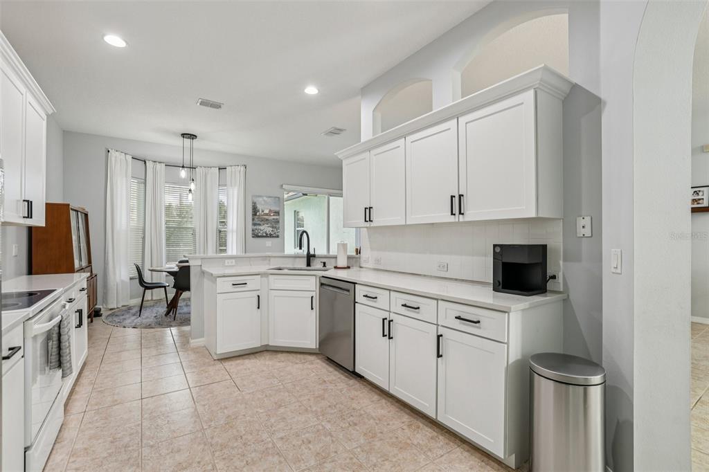 Lake Mary, Florida, 32746, United States, 3 Bedrooms Bedrooms, ,2 BathroomsBathrooms,Residential,For Sale,1976222