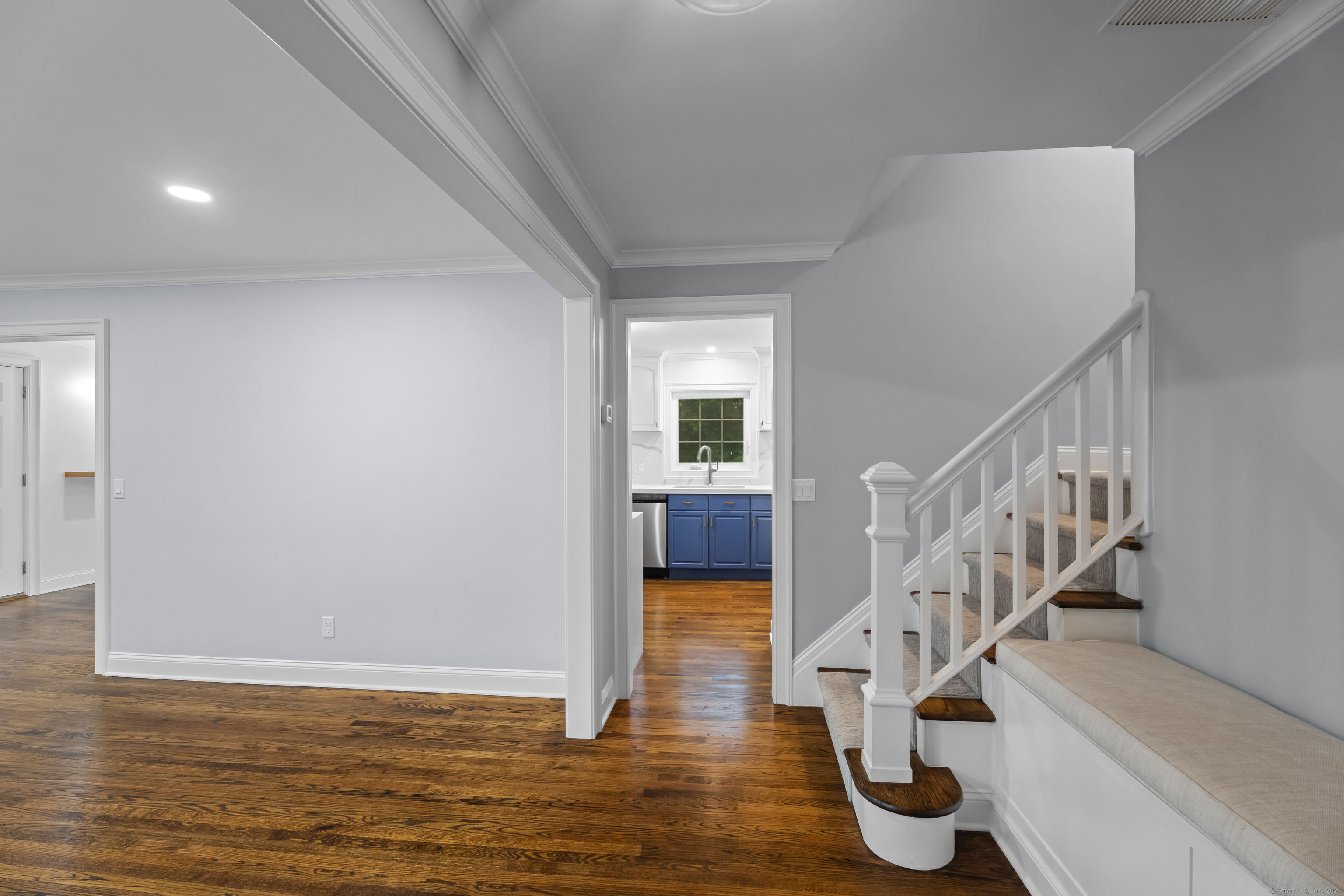 Norwalk, Connecticut, 06850, United States, 3 Bedrooms Bedrooms, ,3 BathroomsBathrooms,Residential,For Sale,1911174