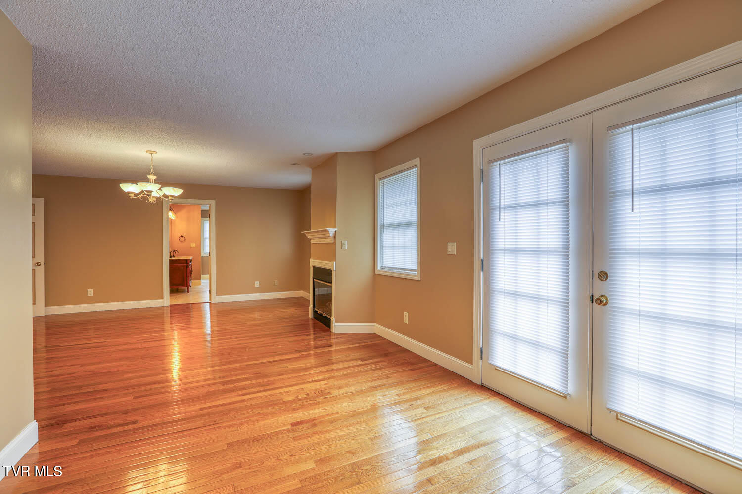 Rogersville, Tennessee, 37857, United States, 4 Bedrooms Bedrooms, ,4 BathroomsBathrooms,Residential,For Sale,1977931