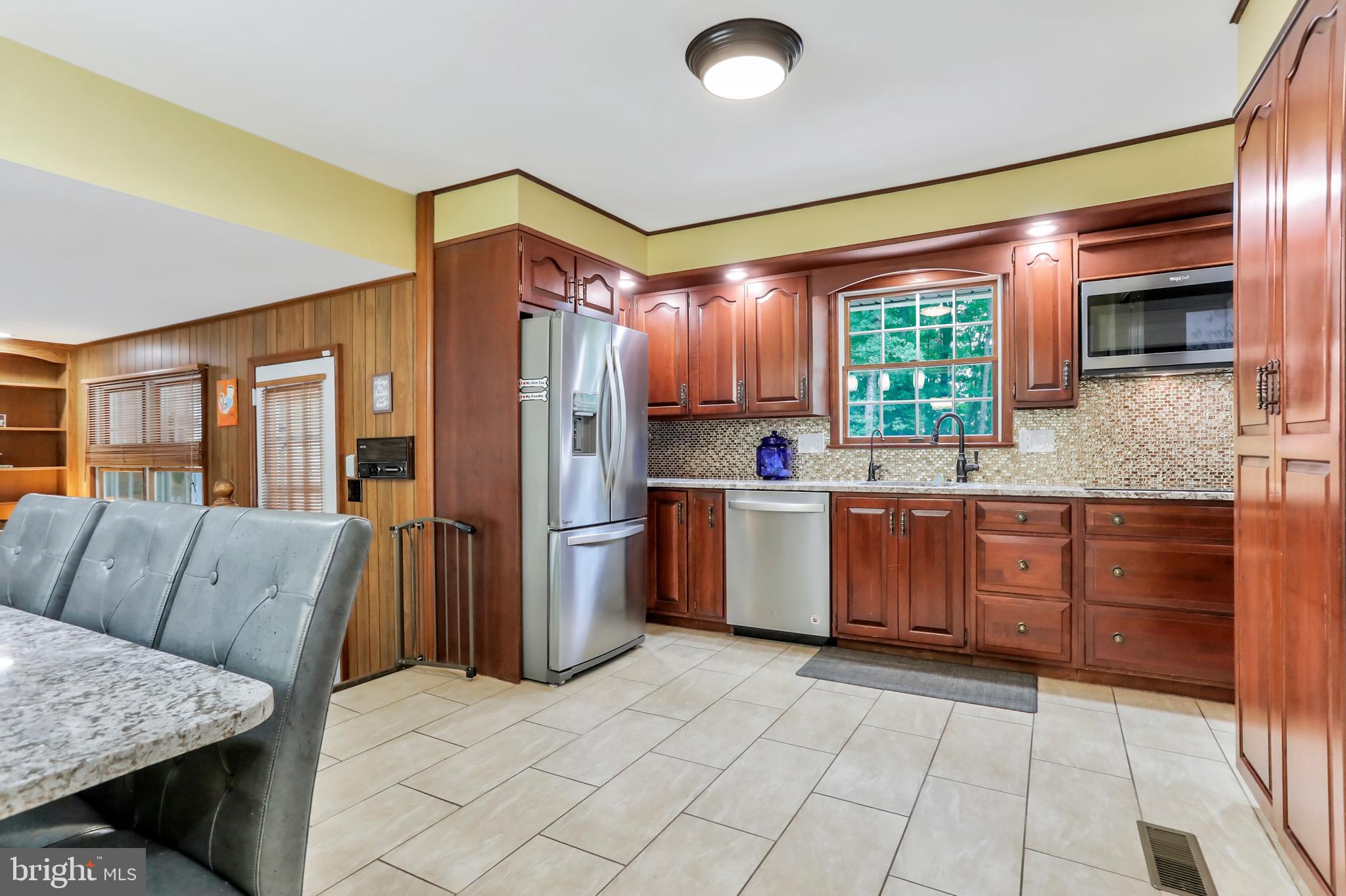 Mercersburg, Pennsylvania, 17236, United States, 4 Bedrooms Bedrooms, ,3 BathroomsBathrooms,Residential,For Sale,1978104