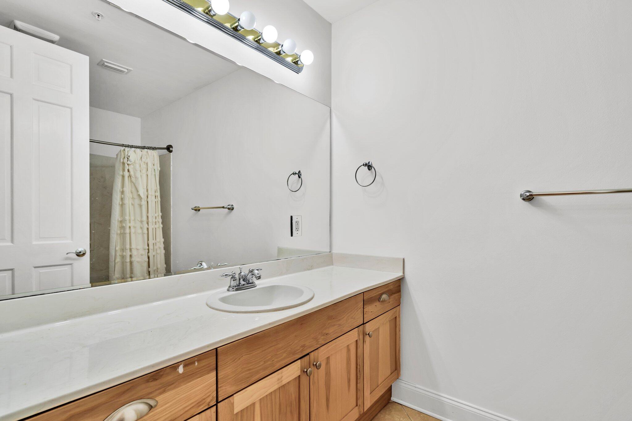 Destin, Florida, 32541, United States, 3 Bedrooms Bedrooms, ,3 BathroomsBathrooms,Residential,For Sale,1829473
