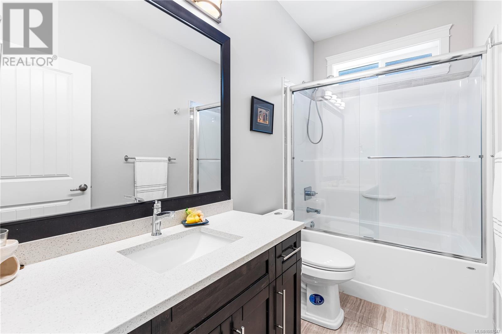 LANGFORD, British Columbia, V9B 0L2, CA, 5 Bedrooms Bedrooms, ,5 BathroomsBathrooms,Residential,For Sale,1896938