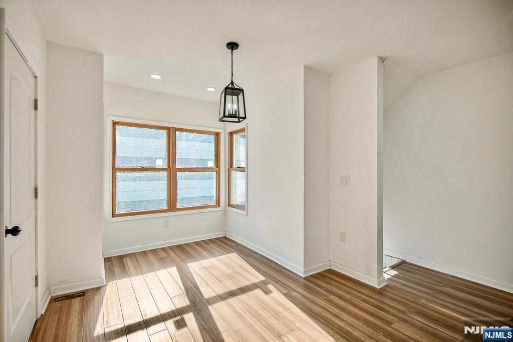 Bridgewater, New Jersey, 08836, United States, 4 Bedrooms Bedrooms, ,4 BathroomsBathrooms,Residential,For Sale,1940453