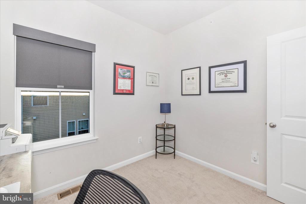 Frederick, Maryland, 21701, United States, 4 Bedrooms Bedrooms, ,4 BathroomsBathrooms,Residential,For Sale,2005194