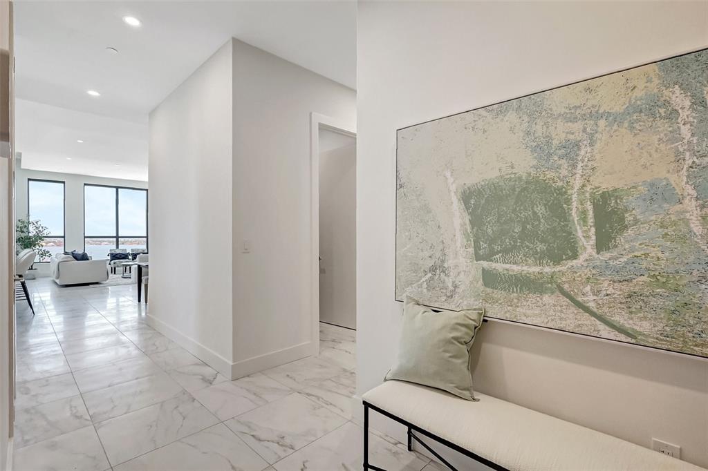 Sarasota, Florida, 34236, United States, 3 Bedrooms Bedrooms, ,4 BathroomsBathrooms,Residential,For Sale,1828539
