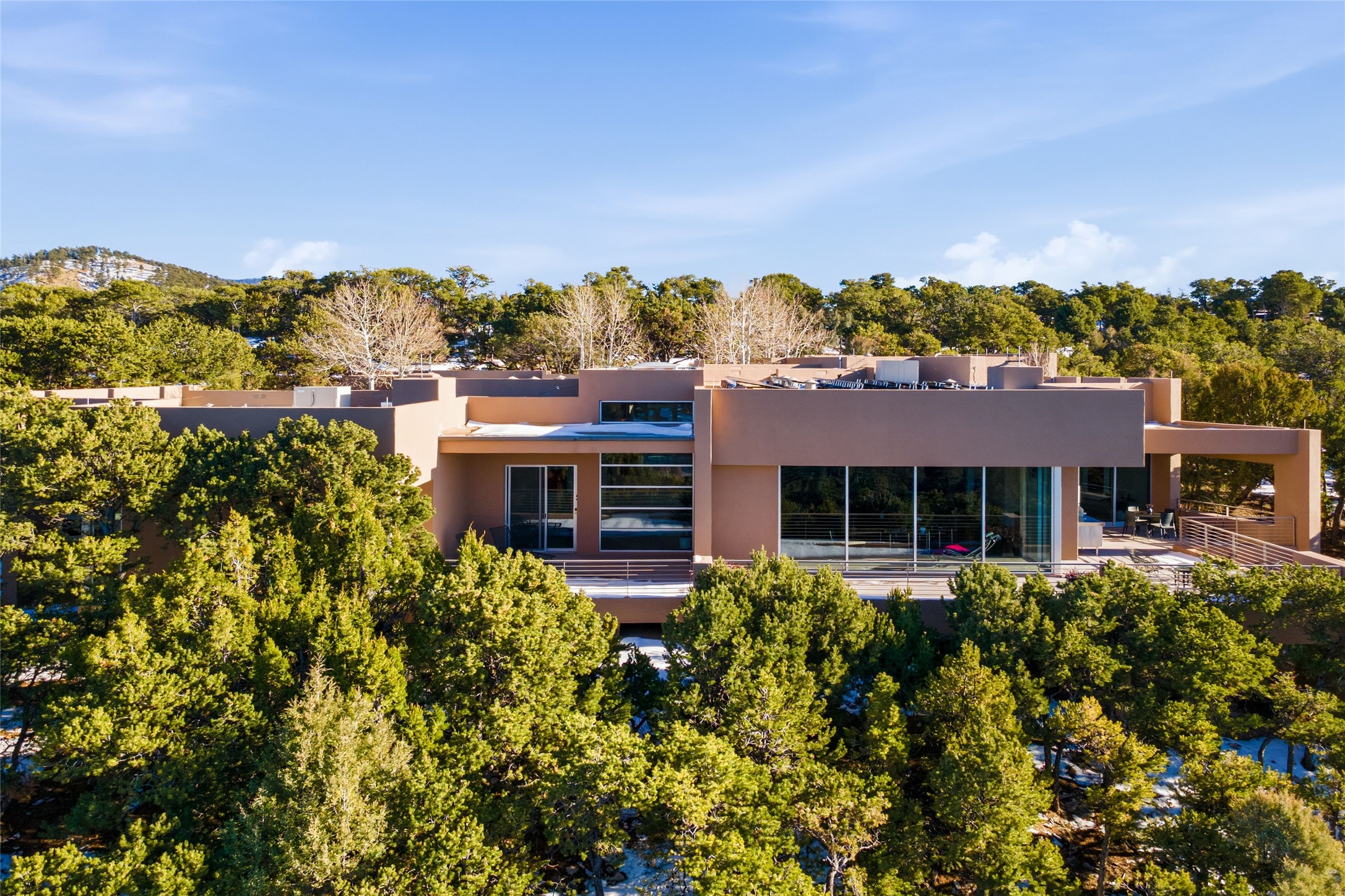  1135 S Summit Drive - 物件實景