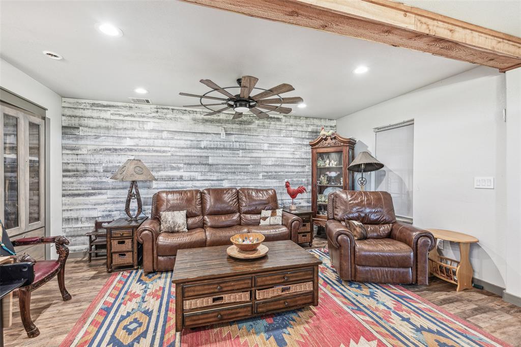 Cleburne, Texas, 76031, United States, 2 Bedrooms Bedrooms, ,2 BathroomsBathrooms,Residential,For Sale,1826745