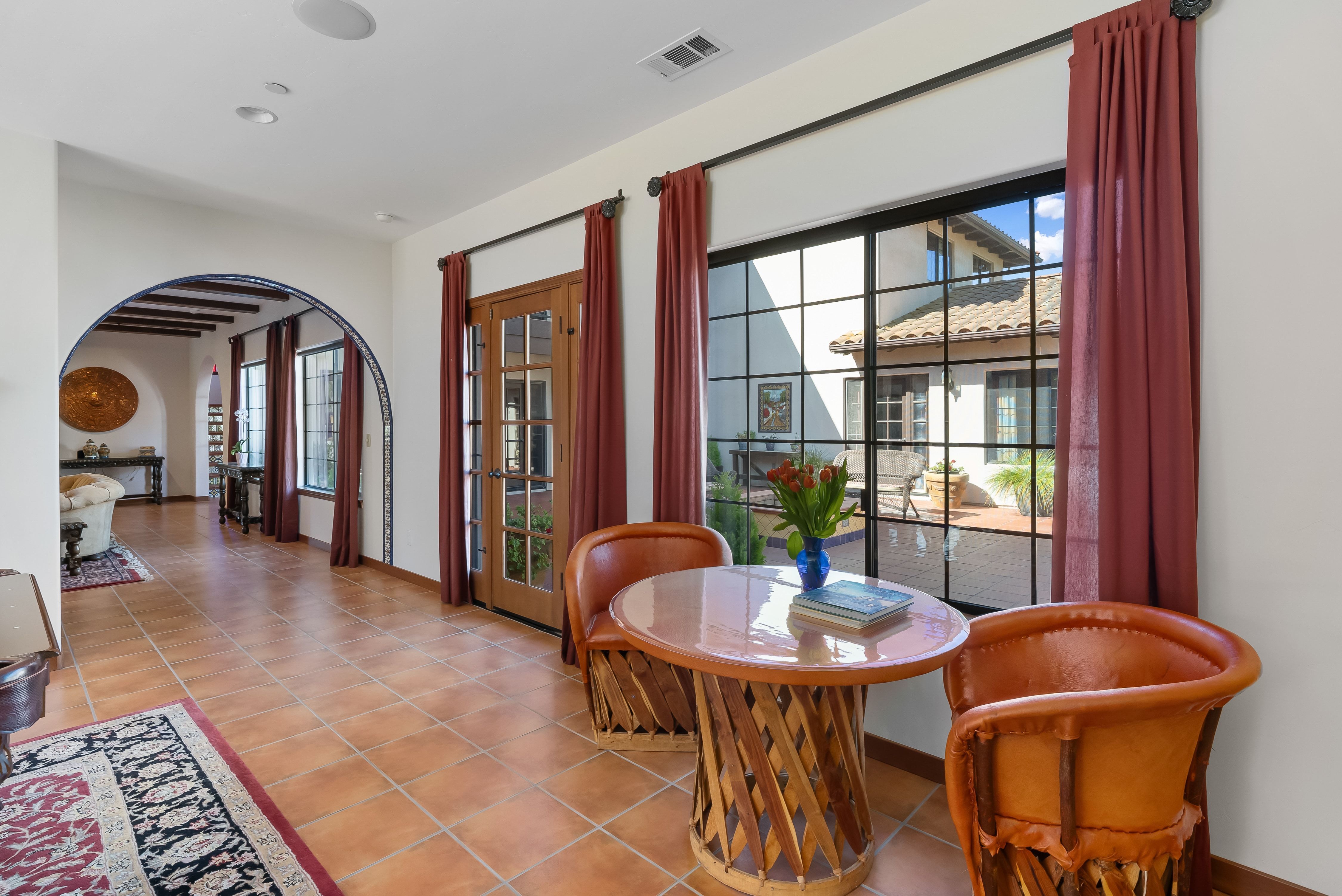  A Timeless Spanish Colonial Estate of Rare Distinction - 物件實景