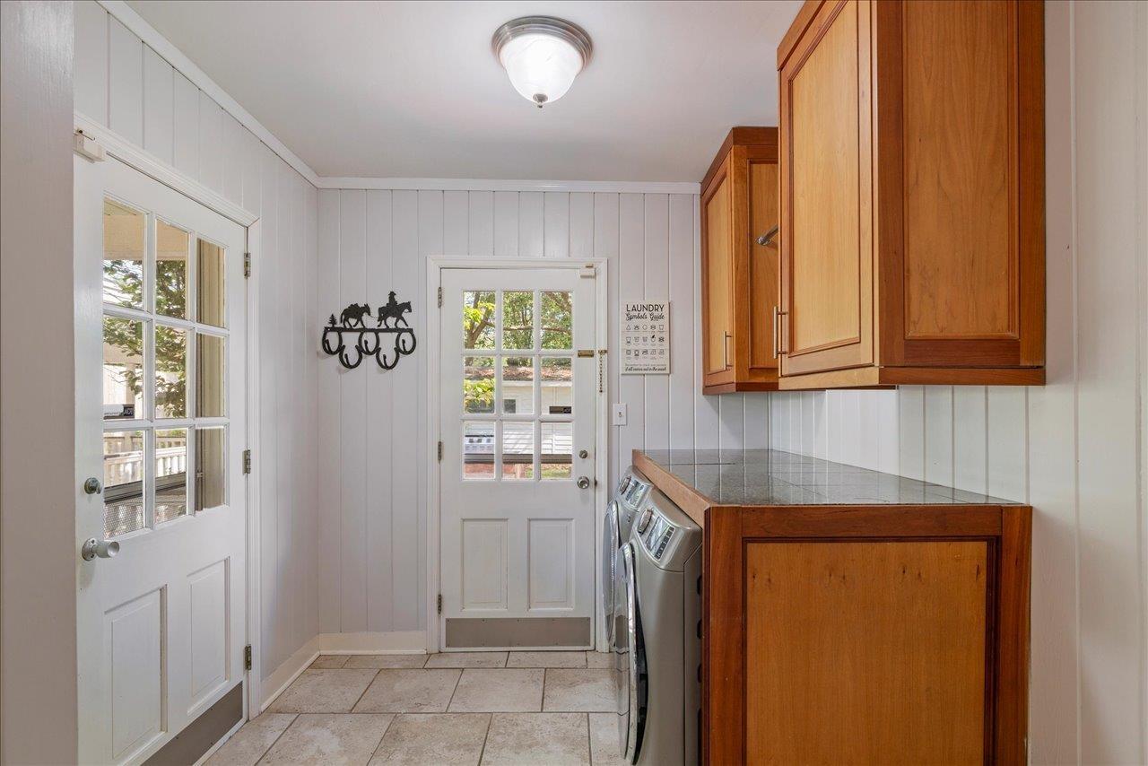 Tallahassee, Florida, 32303, United States, 4 Bedrooms Bedrooms, ,3 BathroomsBathrooms,Residential,For Sale,1959119