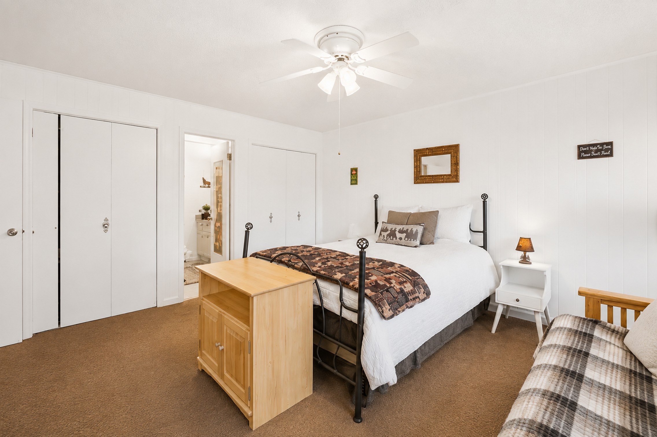  1 E High Pines Terrace, Warrensburg, NY, 12817 - 物件實景