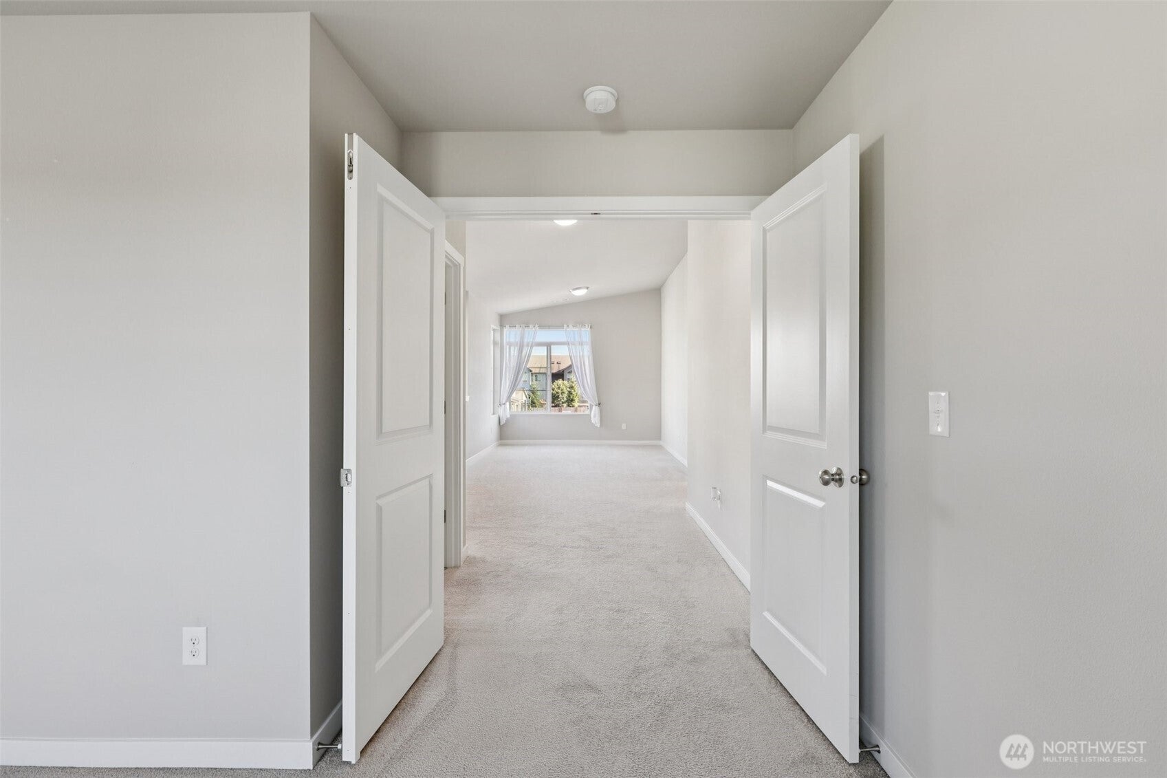 Marysville, Washington, 98271, United States, 3 Bedrooms Bedrooms, ,3 BathroomsBathrooms,Residential,For Sale,1894343