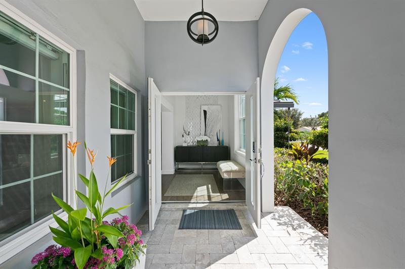 Lighthouse Point, Florida, 33064, United States, 3 Bedrooms Bedrooms, ,3 BathroomsBathrooms,Residential,For Sale,1941022
