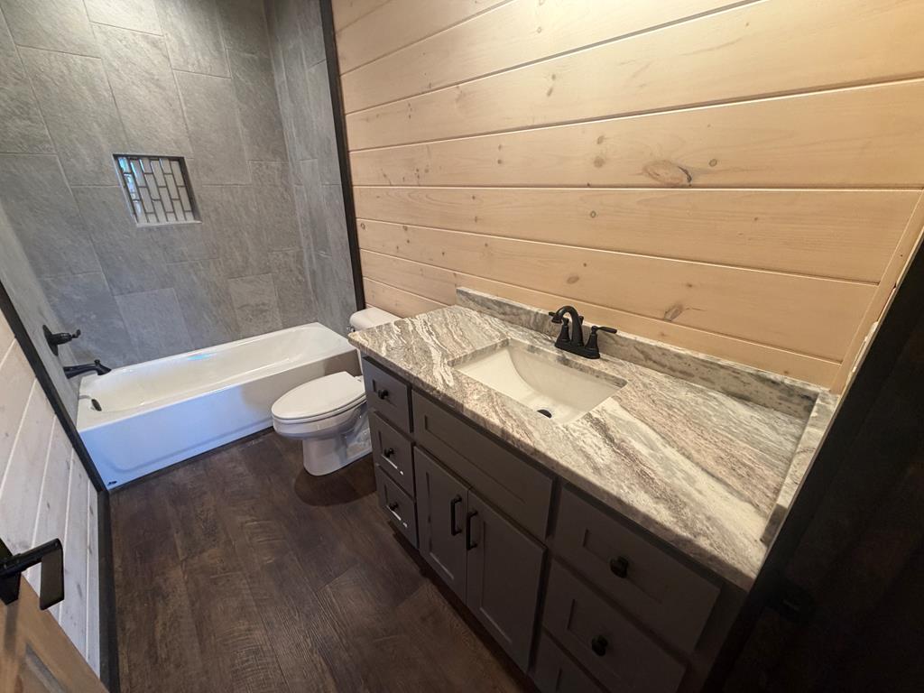 Mineral Bluff, Georgia, 30559, United States, 4 Bedrooms Bedrooms, ,4 BathroomsBathrooms,Residential,For Sale,2010498