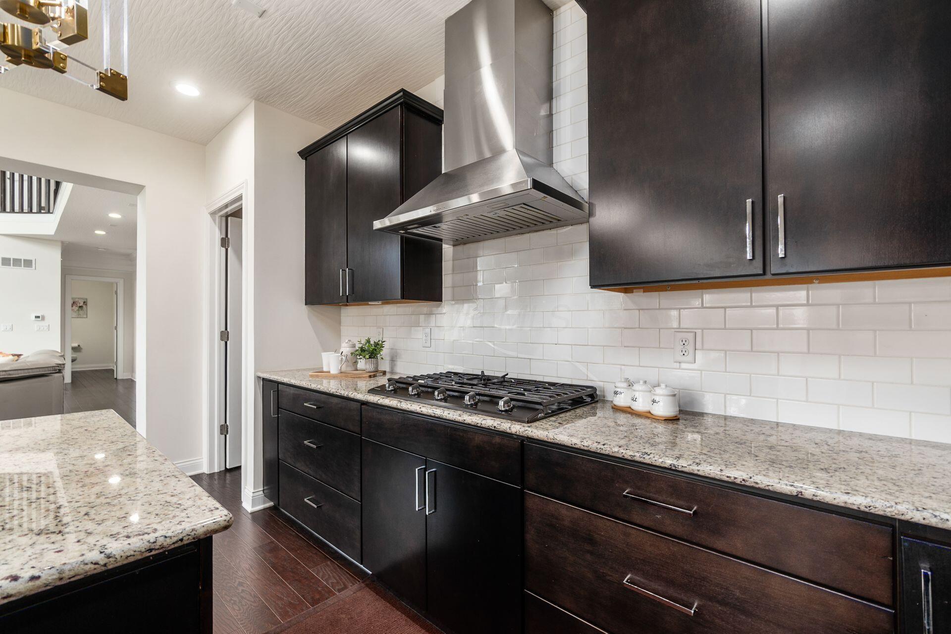 Delaware, Ohio, 43015, United States, 5 Bedrooms Bedrooms, ,5 BathroomsBathrooms,Residential,For Sale,1989567