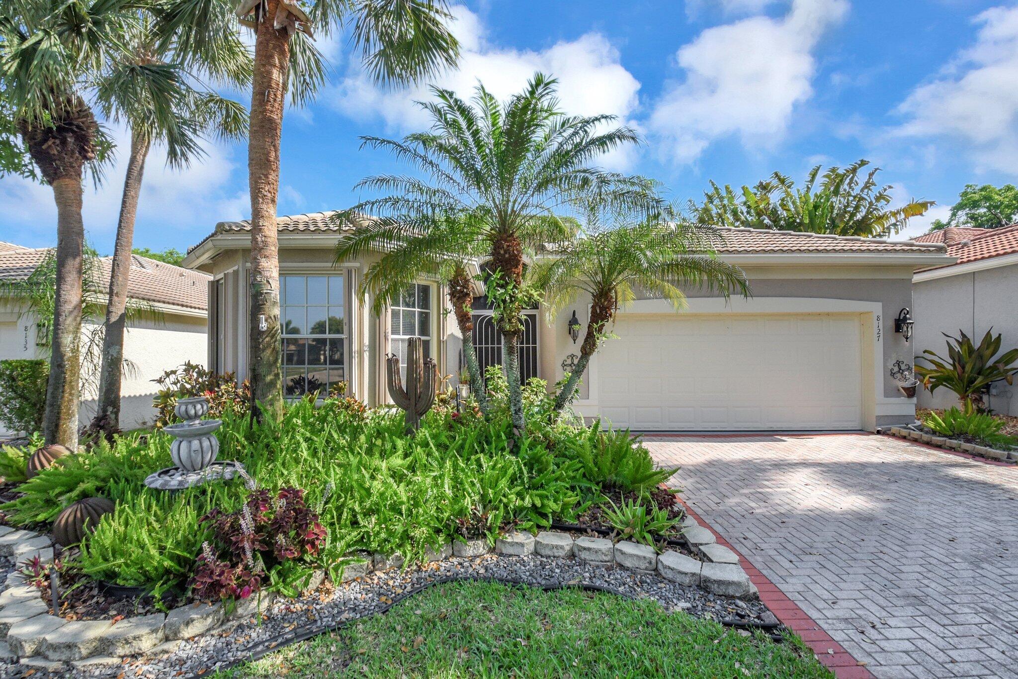 Lake Worth, Florida, 33467, United States, 4 Bedrooms Bedrooms, ,3 BathroomsBathrooms,Residential,For Sale,1829165